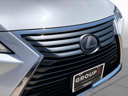 Used 2018 Lexus RX 450hL Premium w/ Premium Package AWD/4WD image 30