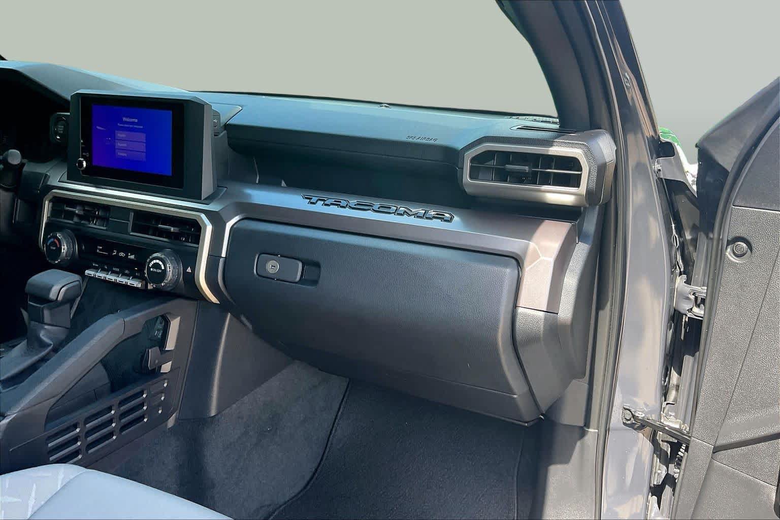 Used 2026 Toyota Tacoma SR5 RWD image 18