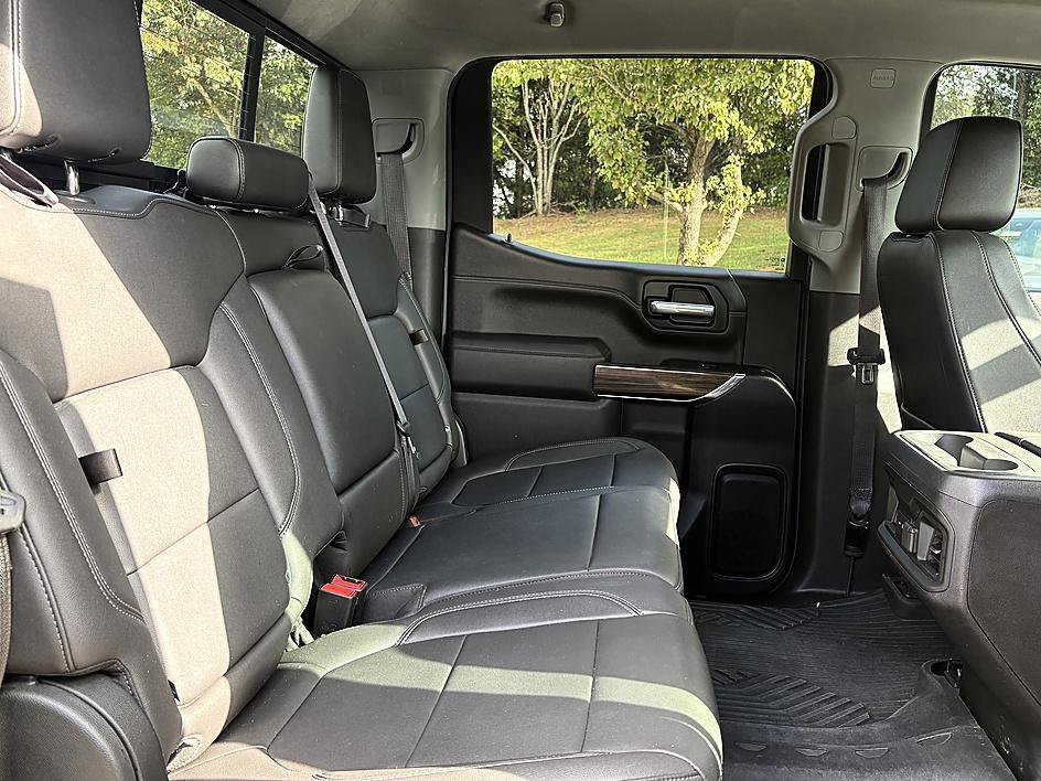 Used 2021 Chevrolet Silverado 1500 LT Trail Boss w/ Convenience Package II AWD/4WD image 12