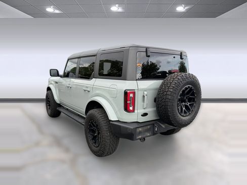Used 2023 Ford Bronco Outer Banks AWD/4WD image 2