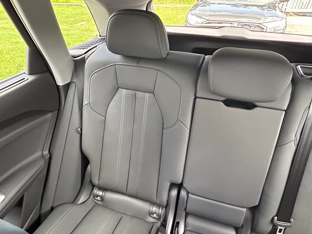 Certified 2025 Audi Q5 Prestige AWD/4WD image 12
