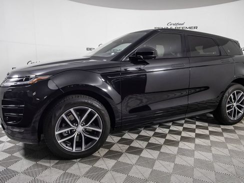 Used 2024 Land Rover Range Rover Evoque Dynamic SE AWD/4WD image 9