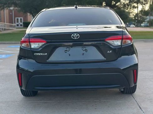 Used 2021 Toyota Corolla LE image 6