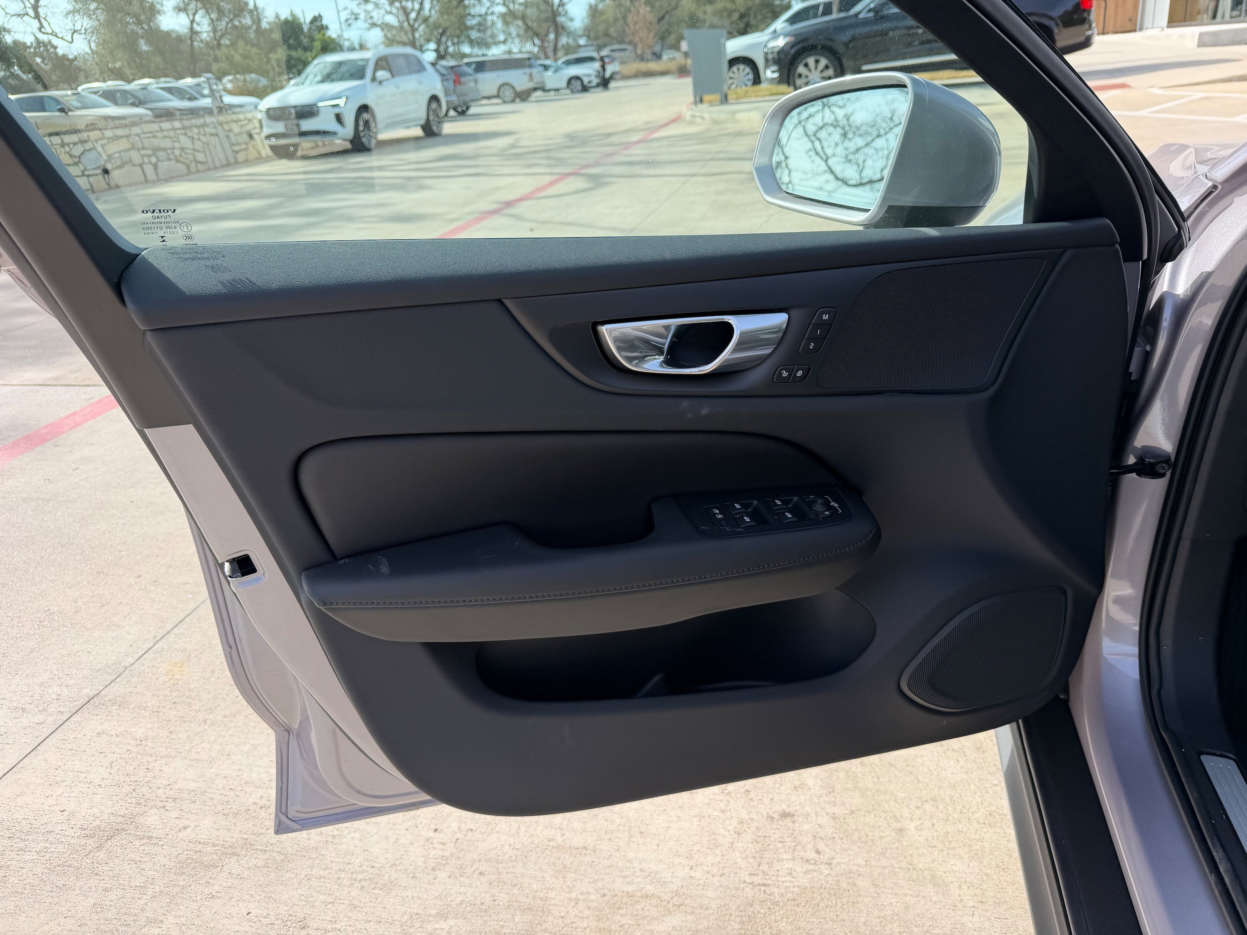 New 2026 Volvo V60 B5 Cross Country Plus w/ Protection Package Premier AWD/4WD image 16