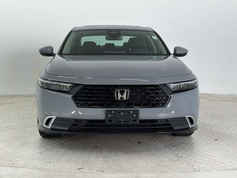 Used 2025 Honda Accord Touring image 6