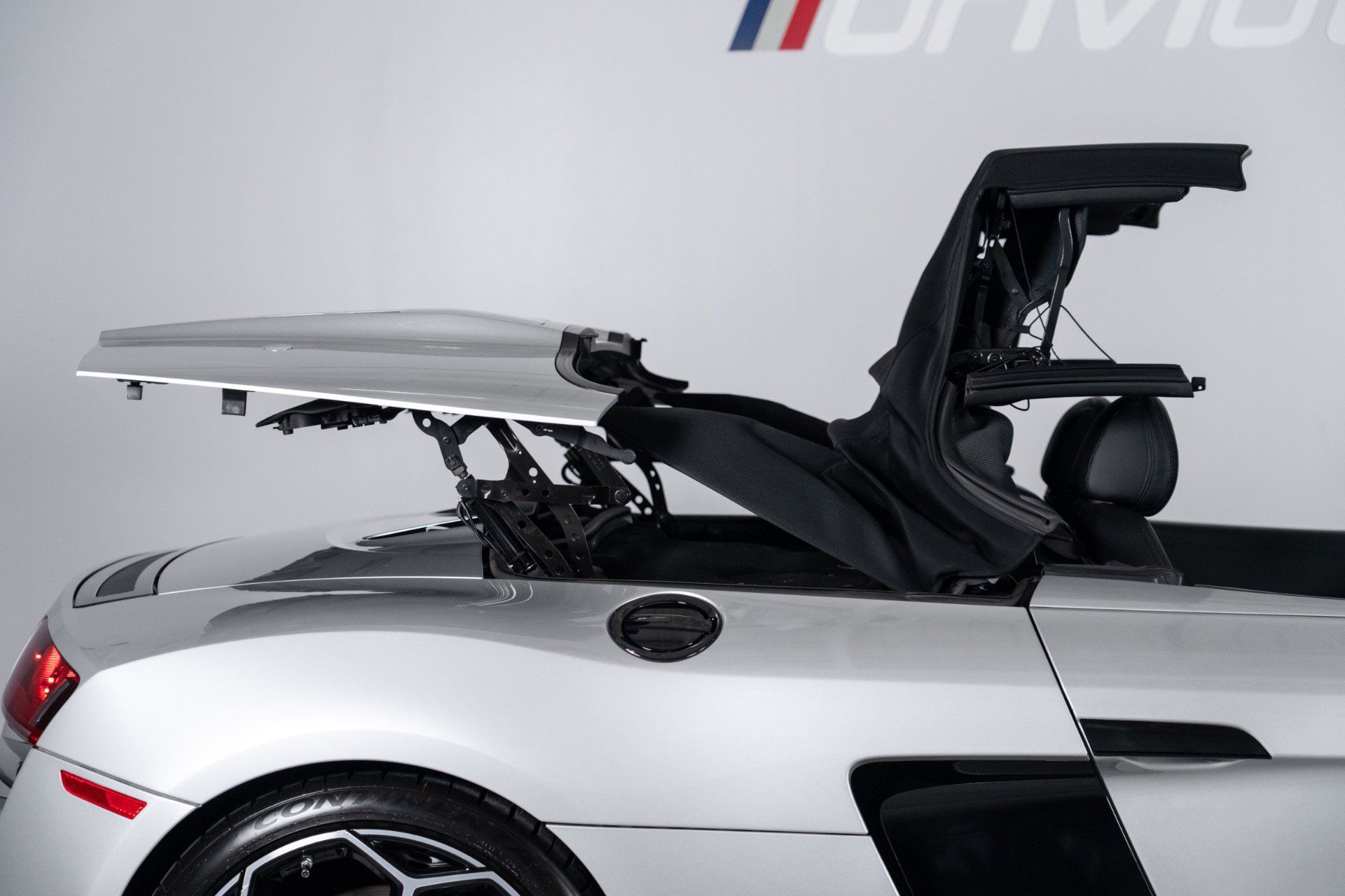 Used 2012 Audi R8 V10 AWD/4WD image 14