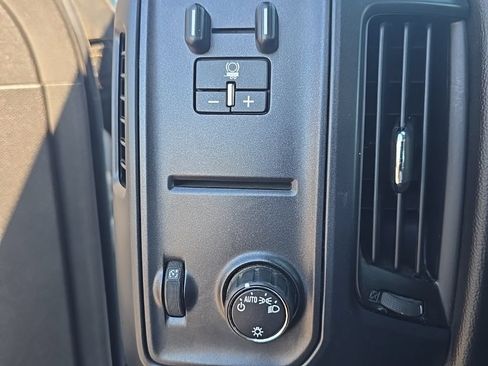 Used 2016 Chevrolet Silverado 3500 W/T AWD/4WD image 11