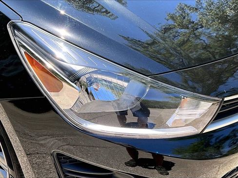 Used 2023 Kia Rio LX FWD image 32