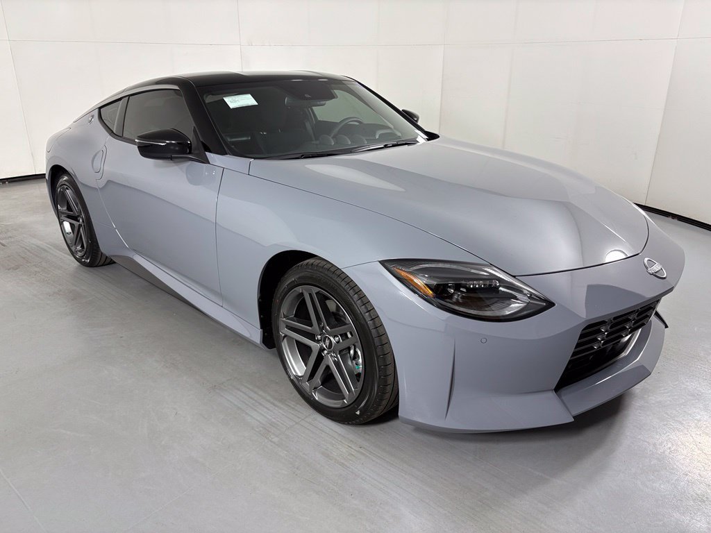 New 2026 Nissan Z Sport w/ Floor Mat Package RWD image 2