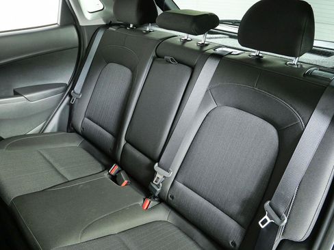 Used 2023 Hyundai Kona SEL w/ Convenience Package FWD image 17
