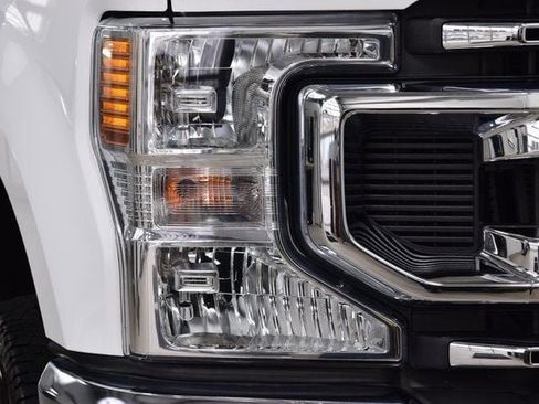 Used 2022 Ford F350 XL w/ Power Equipment Group image 6