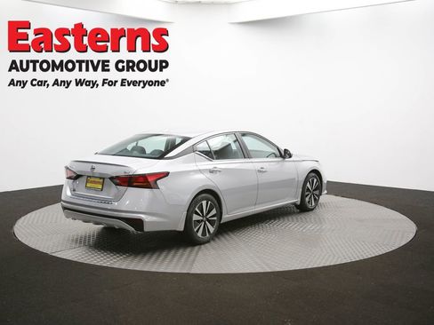 Used 2022 Nissan Altima 2.5 SV image 40