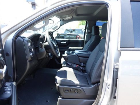Used 2023 GMC Sierra 1500 Pro w/ Graphite Edition AWD/4WD image 16