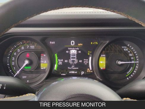 Used 2024 Jeep Wrangler Unlimited Sahara AWD/4WD image 19