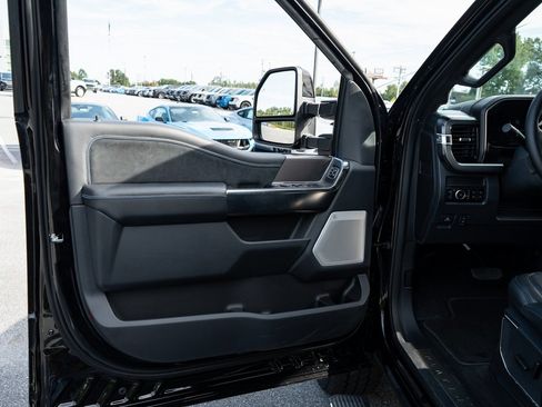 Used 2026 Ford F250 Platinum AWD/4WD image 27