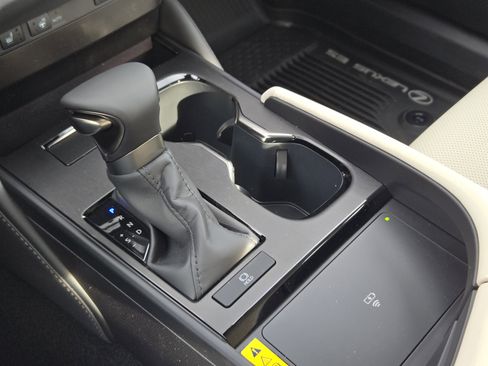 New 2025 Lexus ES 350 ES 350 w/ Premium Package image 15