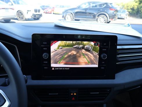 New 2026 Volkswagen Jetta SE image 23