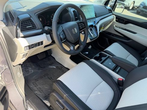 New 2026 Honda Odyssey Elite image 12