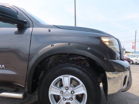 Used 2011 Toyota Tundra 4x4 Double Cab w/ Tow Pkg image 19