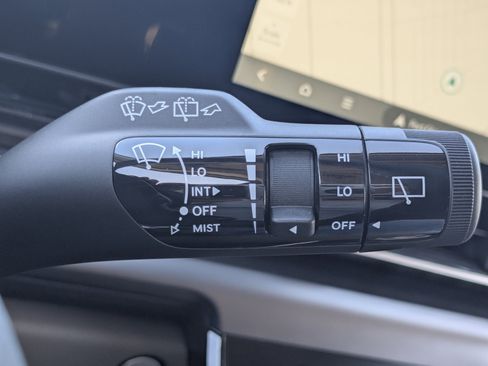 New 2026 Kia Carnival LXS image 35