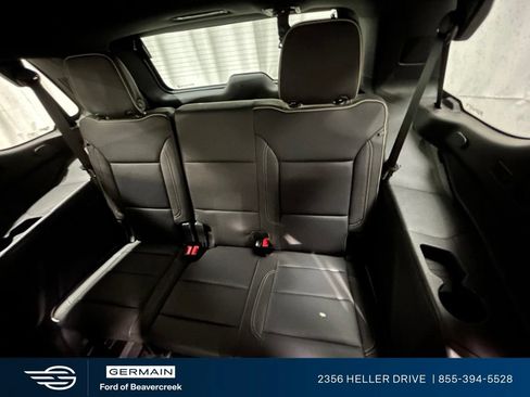 Used 2023 Chevrolet Tahoe Premier AWD/4WD image 27