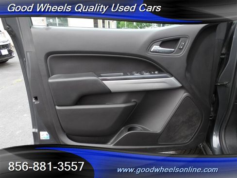 Used 2017 Chevrolet Colorado LT w/ LT Convenience Package RWD image 23
