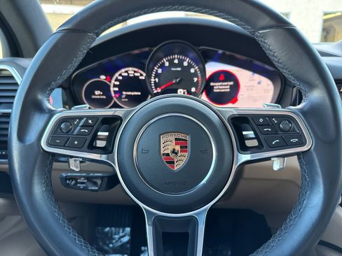 Certified 2023 Porsche Cayenne image 27
