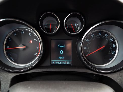 Used 2015 Buick Encore Convenience image 22