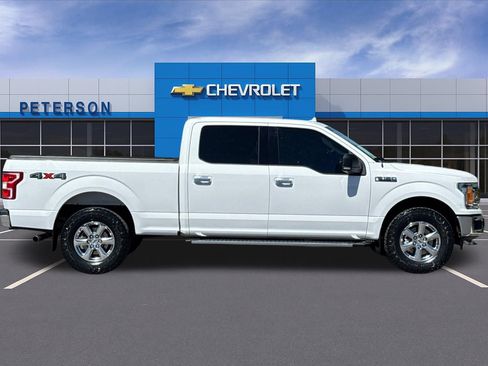 Used 2018 Ford F150 XLT w/ Equipment Group 302A Luxury AWD/4WD image 3