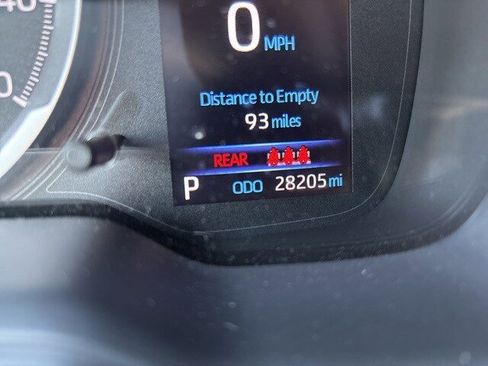Used 2022 Toyota Corolla SE image 6
