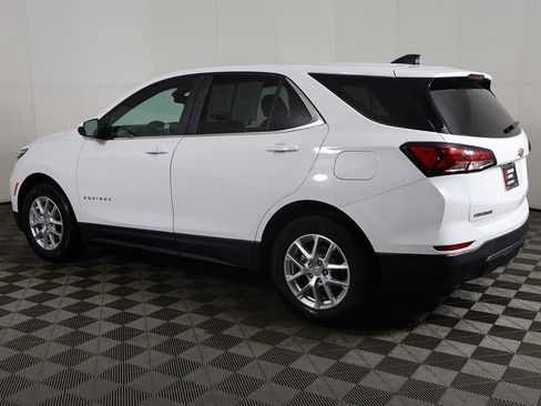 Used 2024 Chevrolet Equinox LT w/ LPO, Floor Liner Package image 12