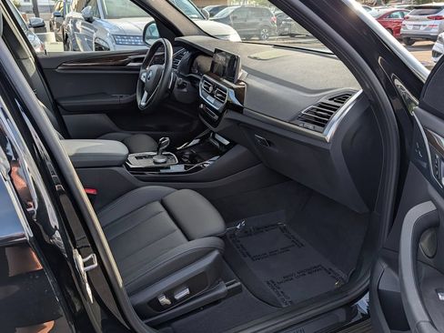 Used 2023 BMW X3 sDrive30i w/ Convenience Package w/ZPA RWD image 9