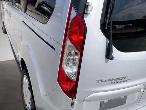 Used 2022 Ford Transit Connect XLT FWD image 23