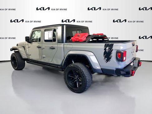 Used 2022 Jeep Gladiator Overland w/ Popular Equipment Package image 5