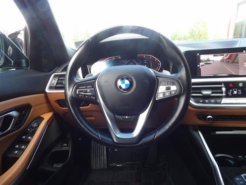 Used 2021 BMW 330i xDrive Sedan w/ Convenience Package AWD/4WD image 19