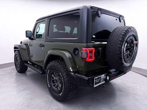 Used 2022 Jeep Wrangler Sport AWD/4WD image 12