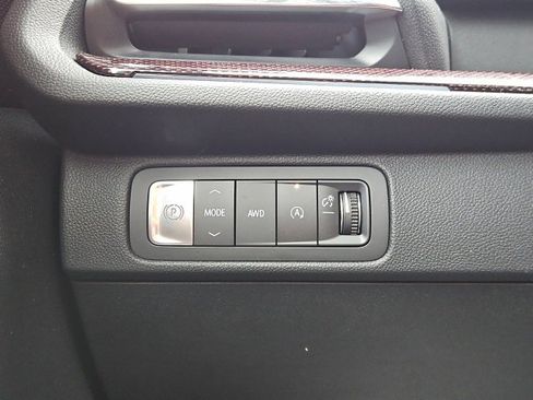 Used 2026 Chevrolet Traverse Z71 w/ Enhanced Driving Package image 39