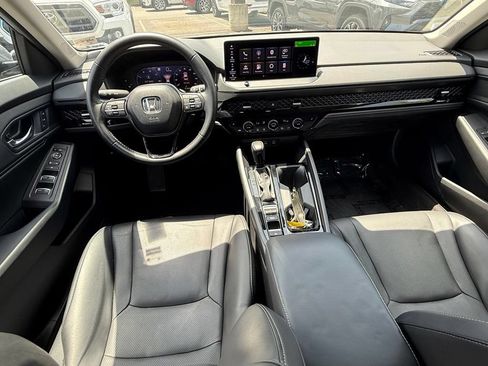 Used 2023 Honda Accord EX-L image 17