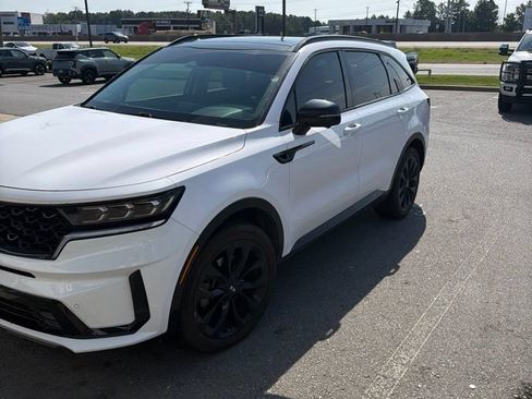 Used 2021 Kia Sorento SX FWD image 2