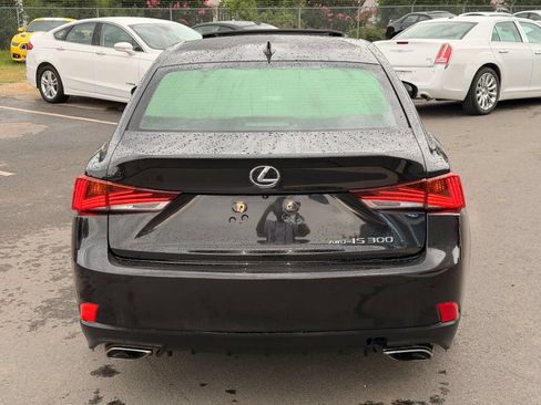 Used 2018 Lexus IS 300 w/ Comfort Package RWD image 17