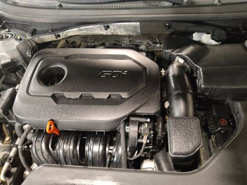 Used 2015 Hyundai Sonata SE w/ Option Group 09 FWD image 30