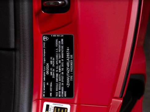 Used 2024 Lamborghini Huracan EVO AWD/4WD image 44