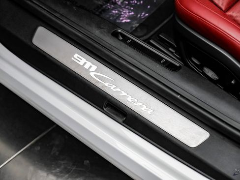 Used 2021 Porsche 911 Carrera 4 image 44