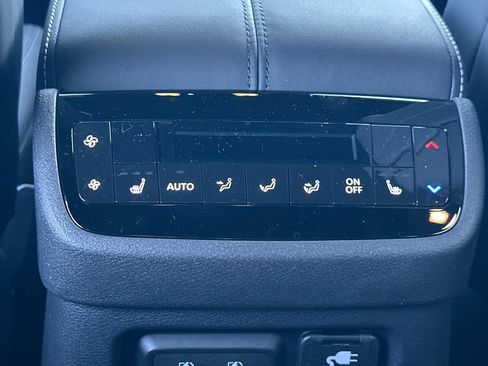 New 2026 INFINITI QX60 Autograph w/ Dark Cargo Package image 13