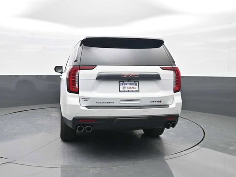 Used 2022 GMC Yukon XL AT4 AWD/4WD image 6