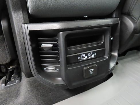 Used 2021 RAM 1500 Big Horn image 11