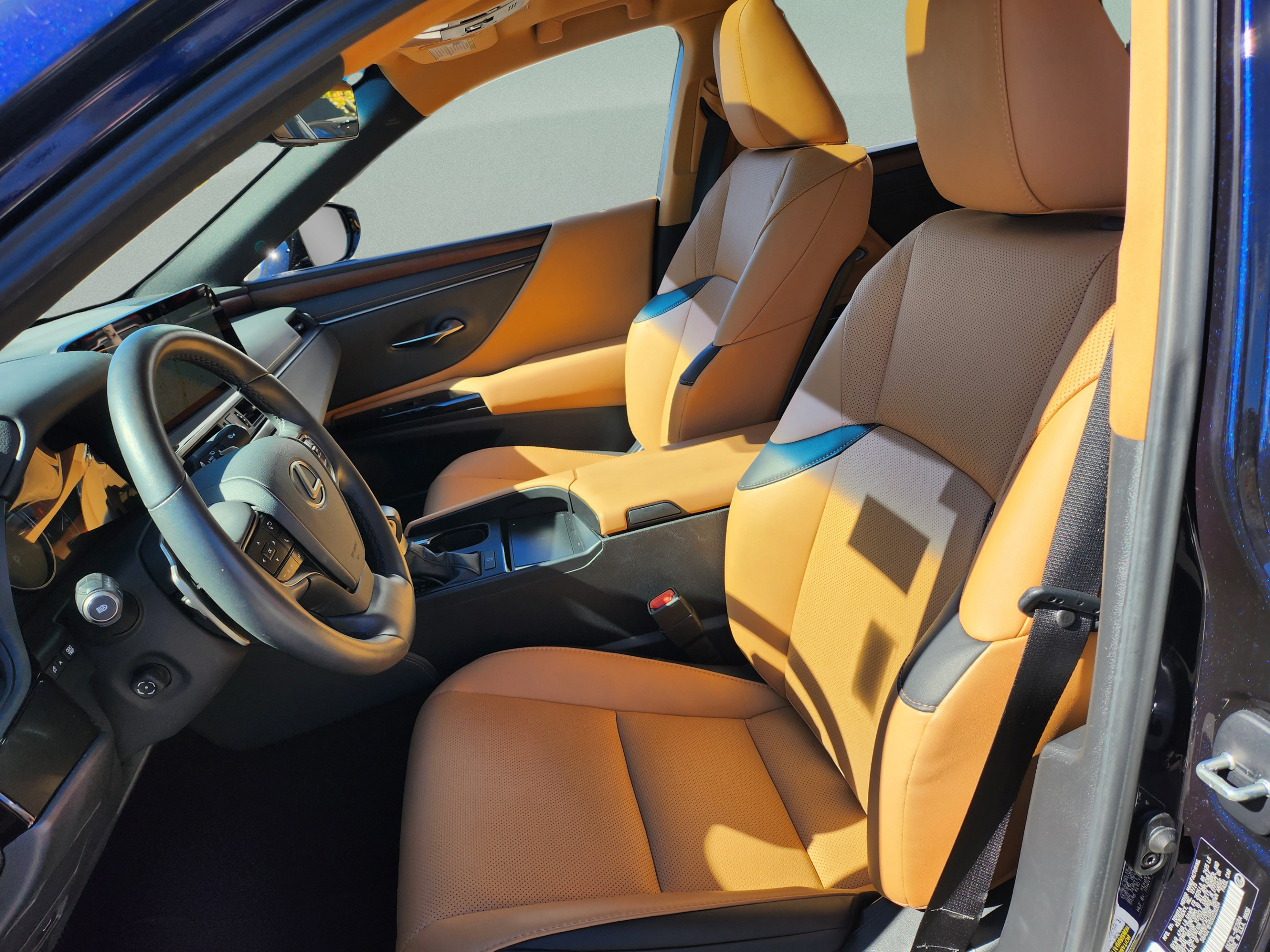 Certified 2025 Lexus ES 350 w/ Premium Package FWD image 10