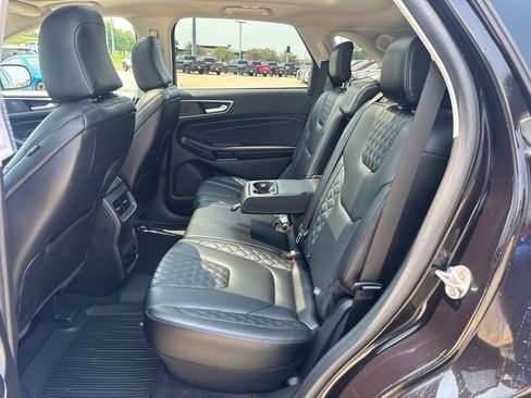Certified 2024 Ford Edge Titanium AWD/4WD image 21