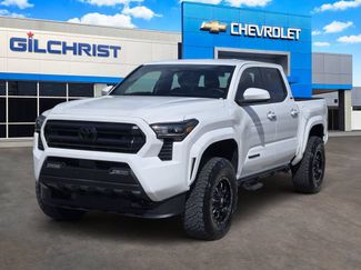 Used 2025 Toyota Tacoma SR5 AWD/4WD video 3