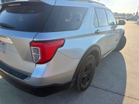 Used 2023 Ford Explorer XLT RWD image 11